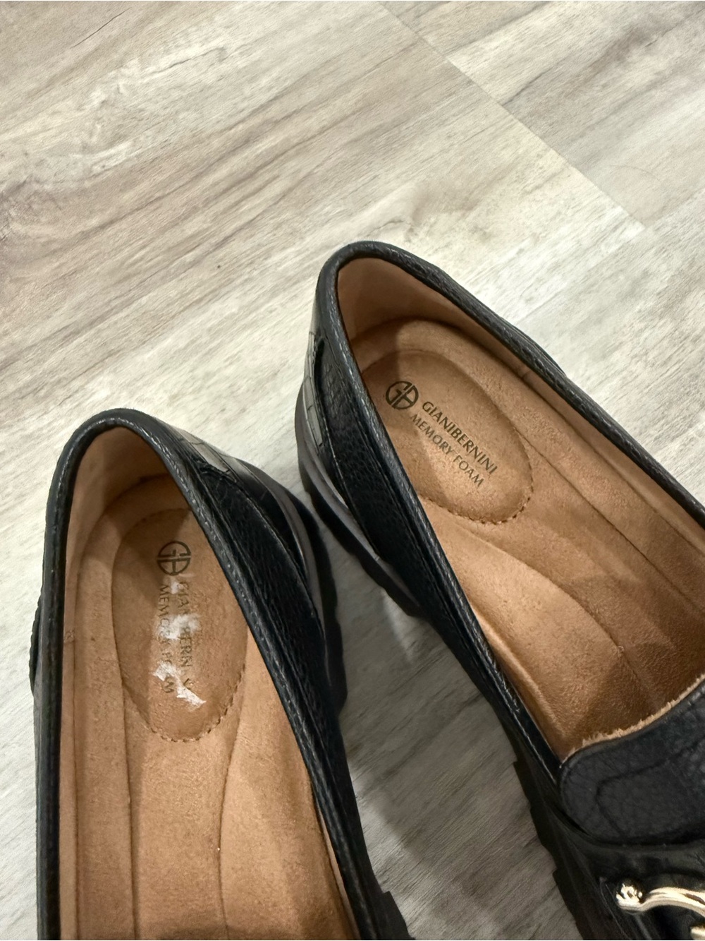 Black Leather Giani Bernini Buckle Loafers - Picture 4 of 6